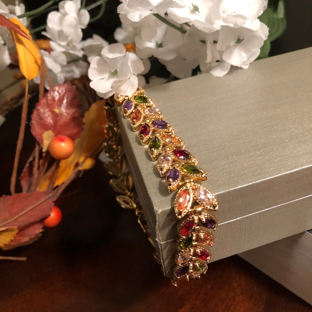 AAA Cubic Zirconia Colorful Crystal Leaf Bracelet - Picture 4 of 7